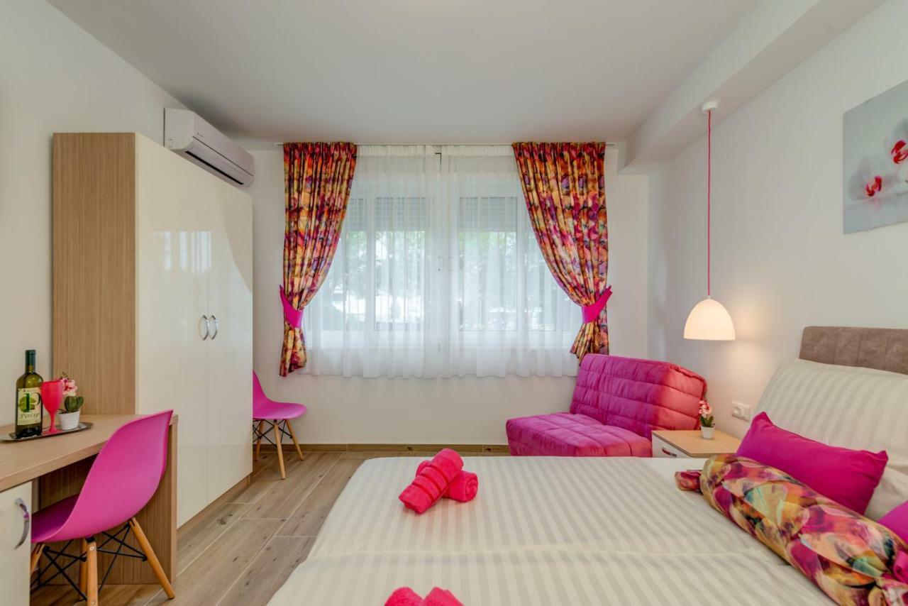 Coloured Rooms Спліт Екстер'єр фото